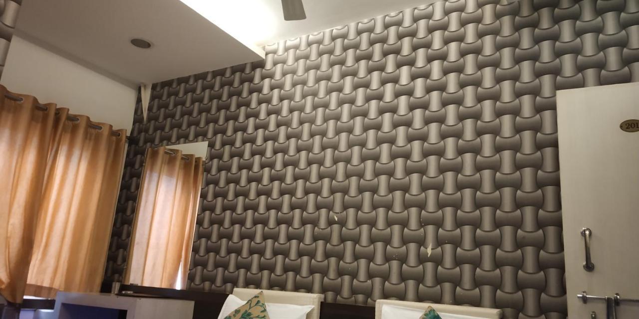 Hotel Maa Ganga Palace Bhopal Room photo